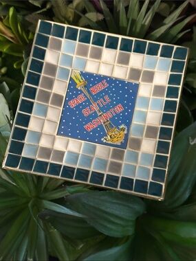 Space Needle Seattle Washington Mosaic Tile Trinket vanity jewelry tray souvenir